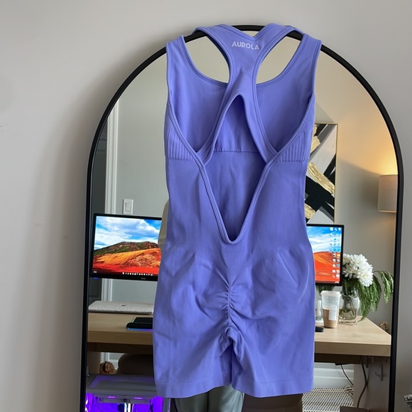 BNWT Aurola Power Romper in shade Jacaranda - Picture 5 of 5